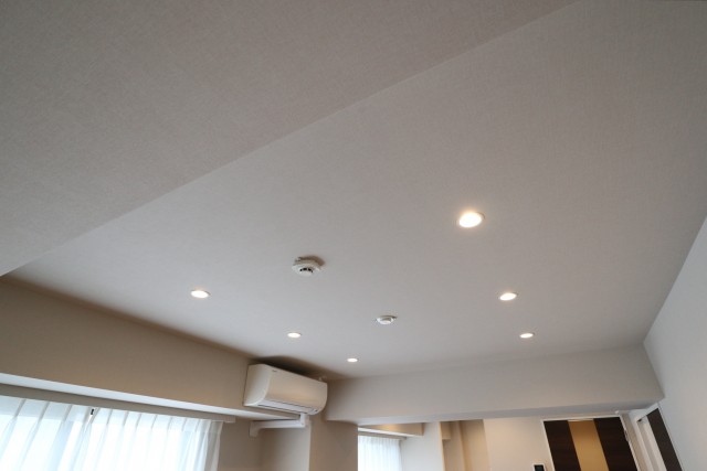 白金台桜苑マンション リビングダイニング