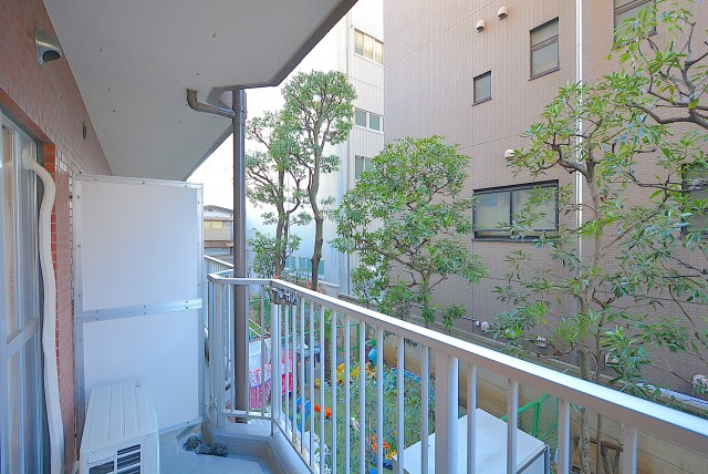 中落合ガーデニア バルコニー