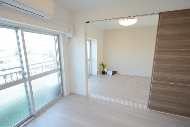 マンション方南町 洋室①