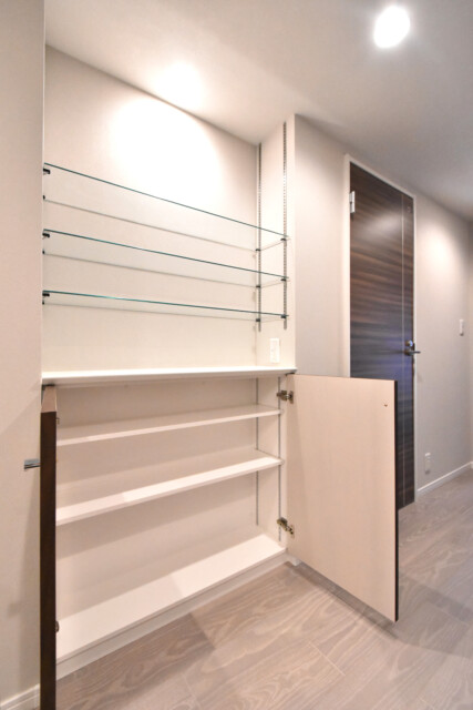 ディアナコート三田 玄関