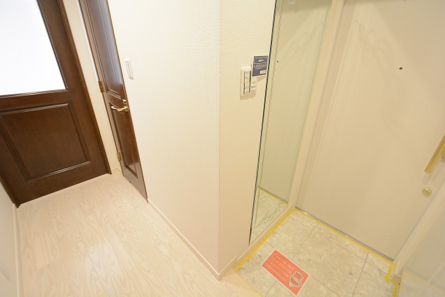 ダイアパレスシェルトワレ目黒 玄関