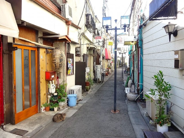 大森中央ハイム　山王小路飲食店街