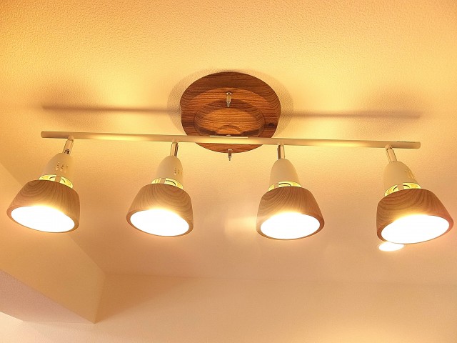 ラポール駒込　ダイニングキッチン照明