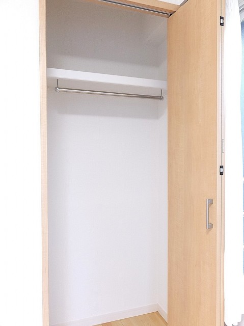 グランドメゾン目黒　5.1帖洋室のクローゼット