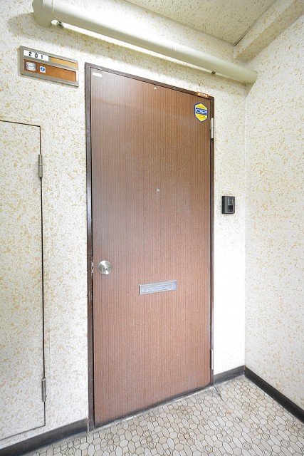 グレース市ヶ谷　玄関ドア