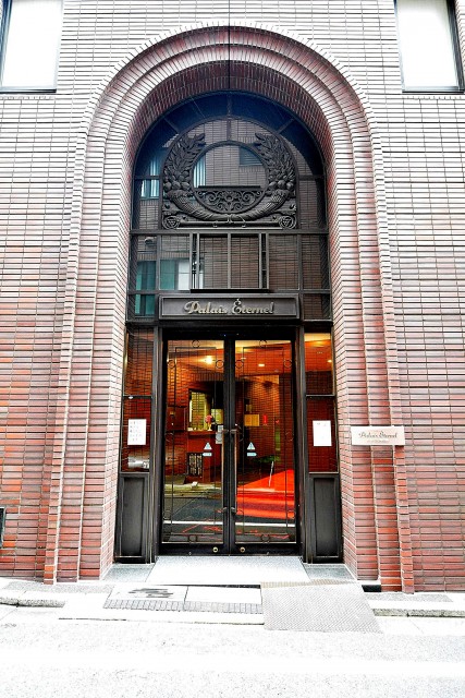 パレ・エテルネル　エントランス