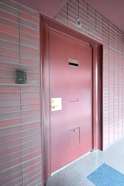 パレ・エテルネル　玄関ドア