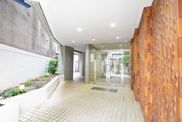 パレドール目白　エントランス