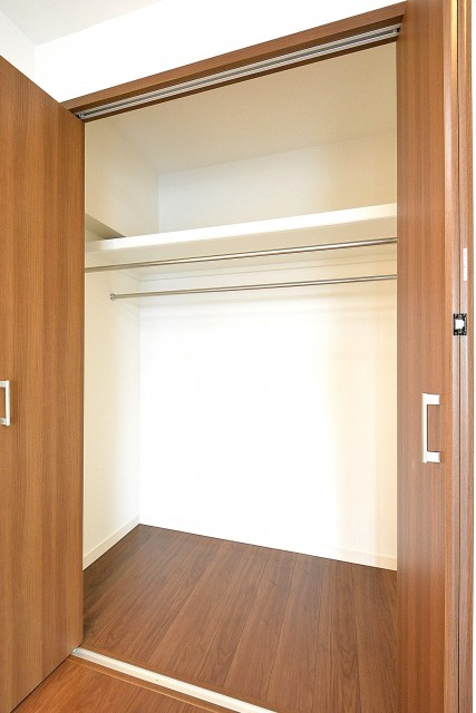 ハイネス麻布801_6.0帖のベッドルームクローゼット