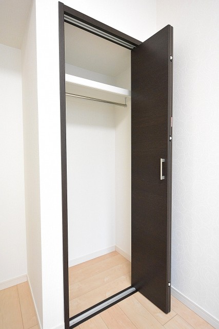 ライオンズマンション広尾第2　4.5帖のサービスルームクローゼット