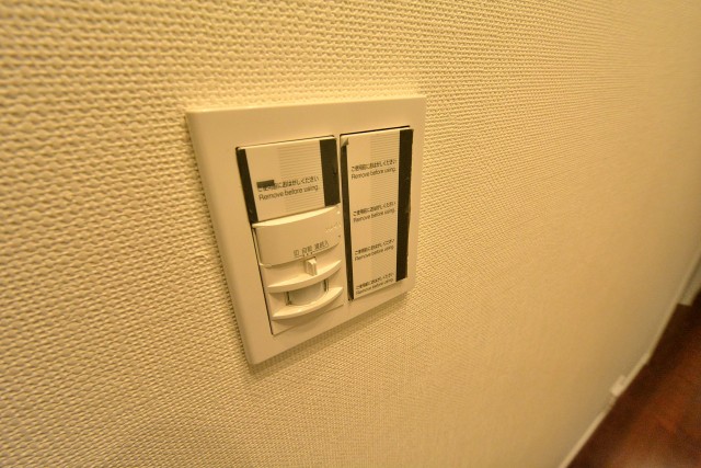 エクレールガーデン富士見ヶ丘　人感センサー