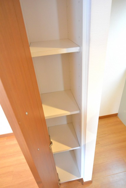 日神デュオステージ新宿若松町　キッチン収納