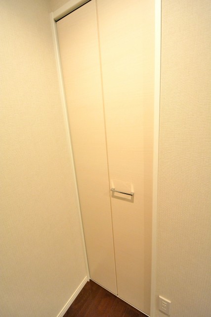 マンション京都白金台　洋室2