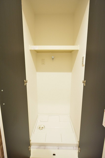 日神デュオステージ新宿若松町　ランドリースペース