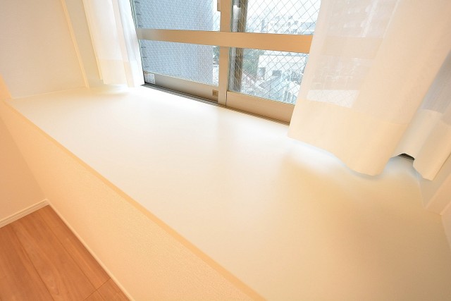 日神デュオステージ新宿若松町　DK出窓