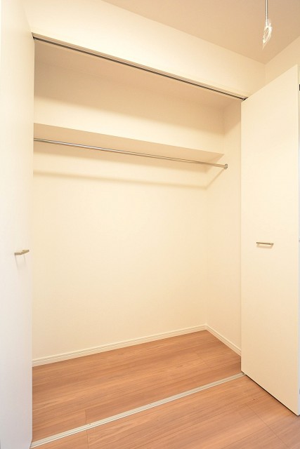 日神デュオステージ新宿若松町　クローゼット