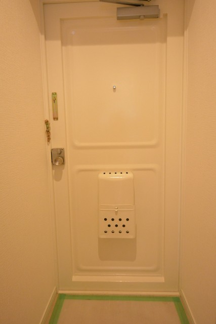 マンション市谷台　玄関