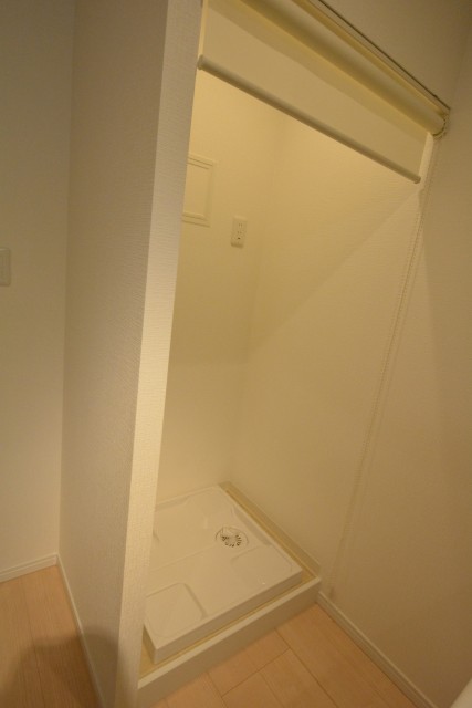 マンション市谷台　洗濯機置き場