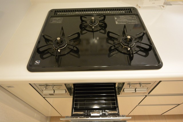 マンション市谷台　ガスコンロ