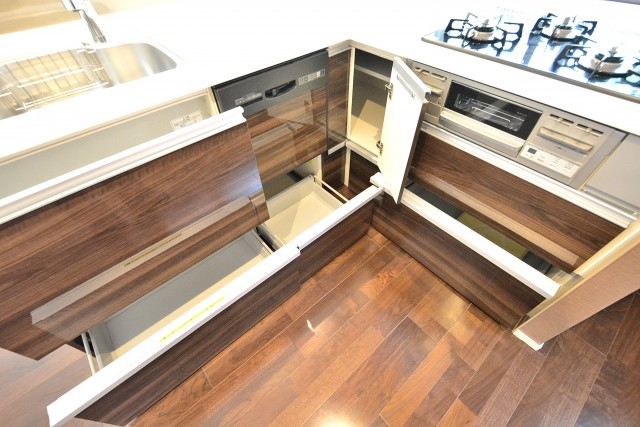 ドミネンス本郷　キッチン