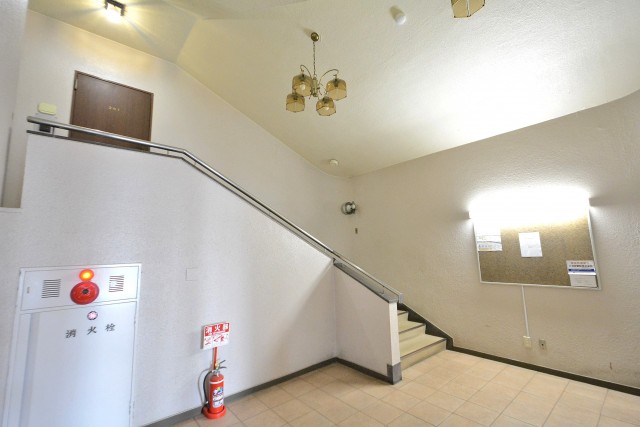 シャンピア北沢　エントランスホール