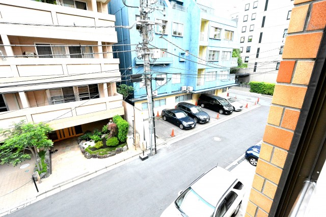 バルミー赤坂　洋室