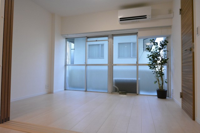 マンション市谷台　洋室