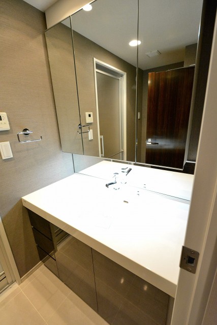 シティハウス四谷三丁目　洗面台