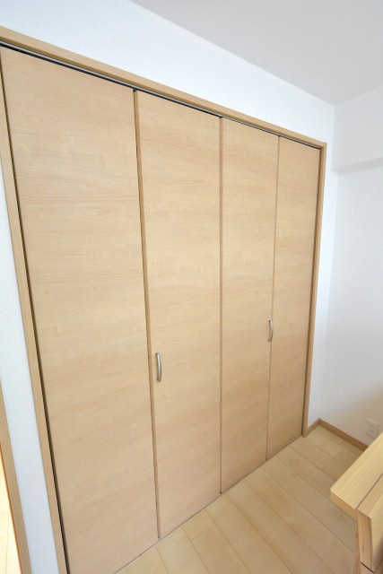 シャンピア北沢　洋室2