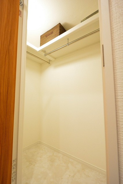 グランドパレス田町　玄関WIC