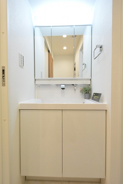 グランドパレス田町　洗面台