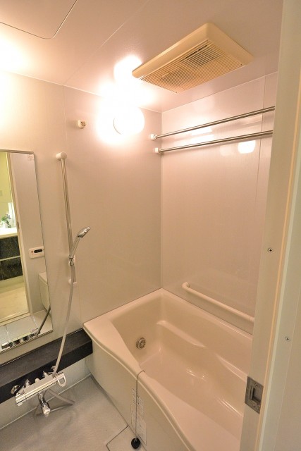 シュロス中野　バスルーム