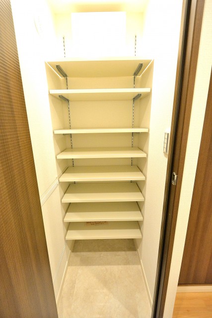 日商岩井第2方南町マンション　シューズインクローゼット