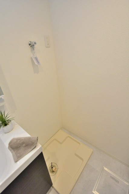 日商岩井第2方南町マンション　洗濯機置場