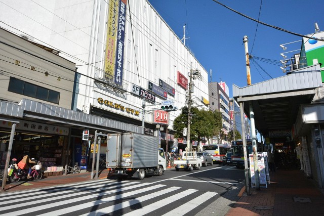 ハイライフ大森　駅前商店街