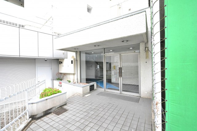 ライオンズマンション方南台　エントランス