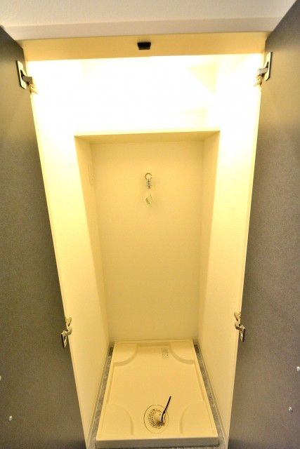 ライオンズマンション方南台　洗濯機置場