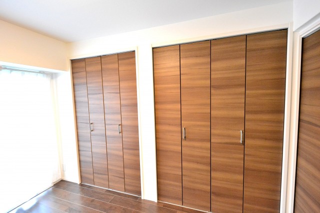 ライオンズマンション方南台　洋室2