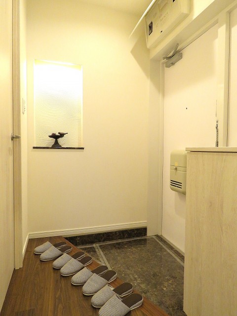 ベルメゾン鷹番　玄関ホール
