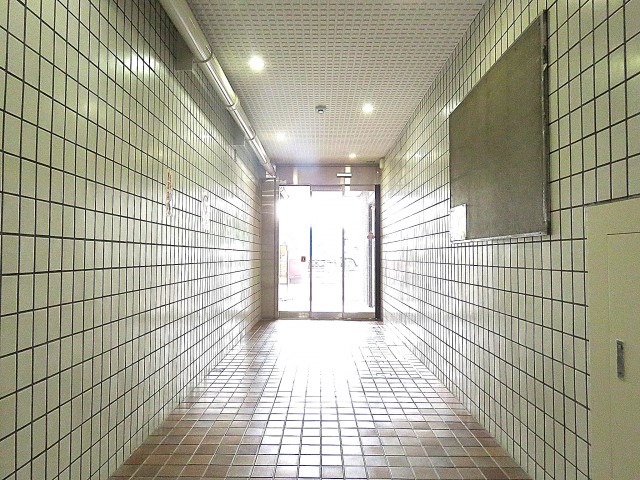 築地ハイツ　エントランスホール