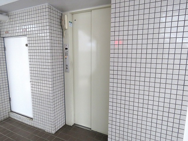 アンクレール初台　エレベーター