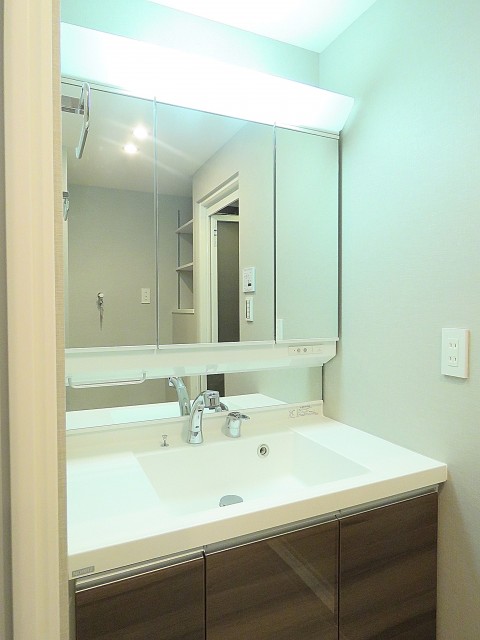 アンクレール初台　洗面化粧台