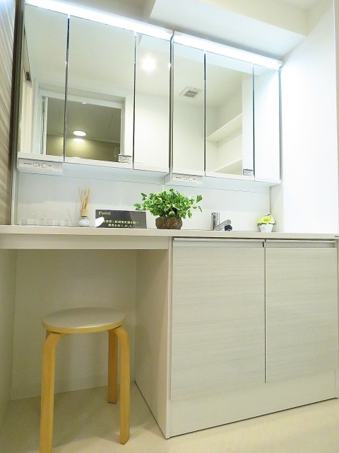 ライオンズマンション桜新町　洗面化粧台