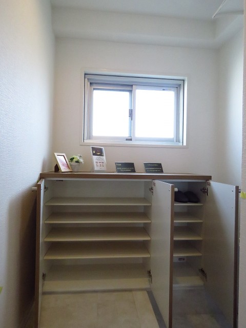 コーポ大岡山　シューズBOX