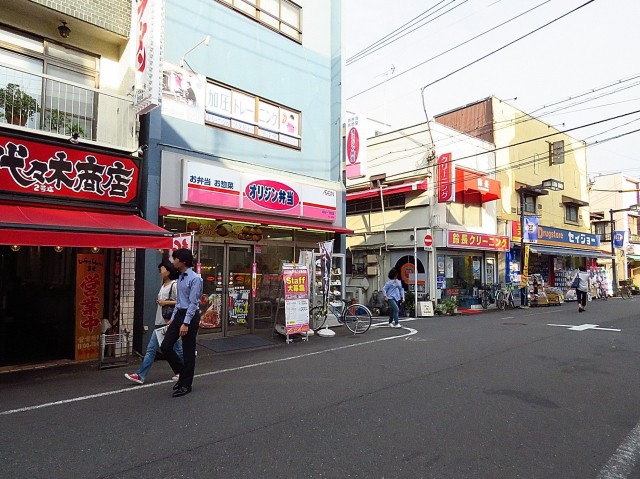 アンクレール初台　初台商店街