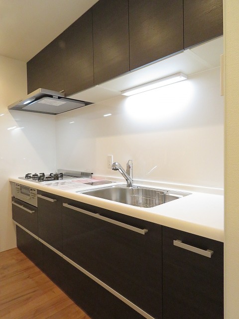 サーパス祖師谷大蔵　キッチン