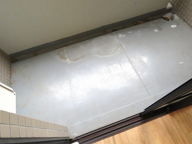 サーパス祖師谷大蔵　バルコニー