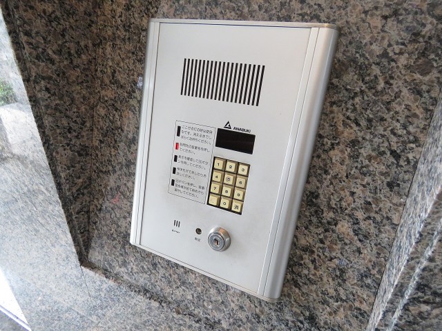 サーパス祖師谷大蔵　オートロック