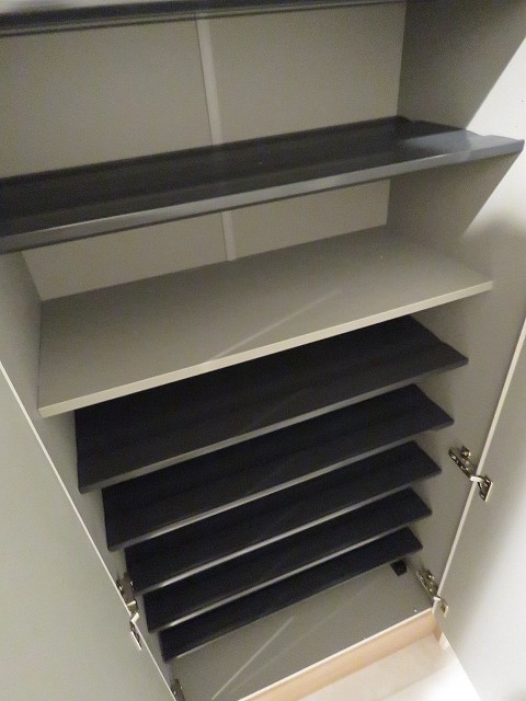 松栄戸越マンション　シューズBOX