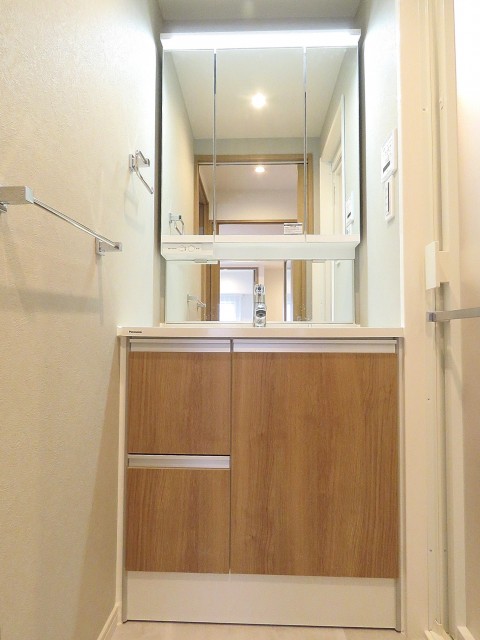 松栄戸越マンション　洗面化粧台